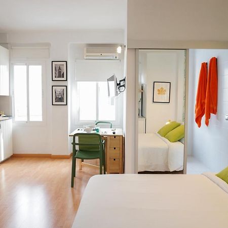 Alemania & Soho By Ele Apartments Malaga Bagian luar foto